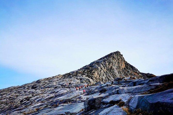 2D1N Mount Kinabalu Climbing - Should You Book This 2D1N Mount Kinabalu Climbing Trip?