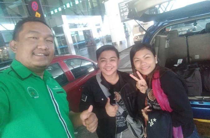 Airport Pickup / Drop off KLIA & KLIA 2 - The 1-Hour Ride, Comfort, and Why Insurance Matters