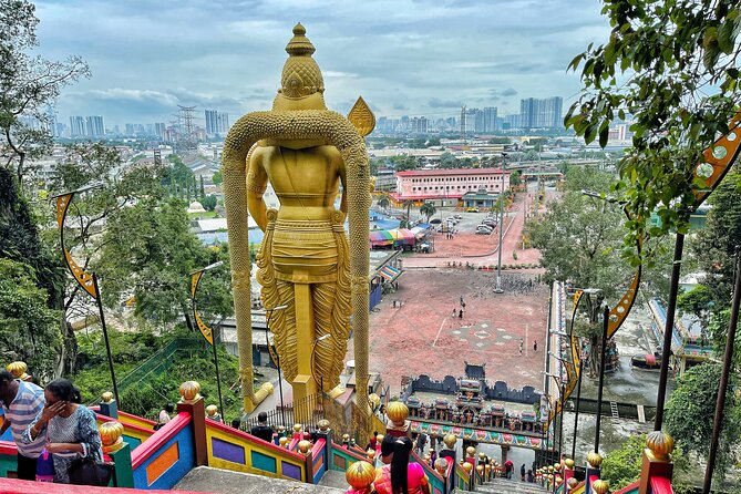Batu Caves and Sari Experience with Batik Workshop - Batu Caves and batik in 4.5 hours, the smart way to see a lot