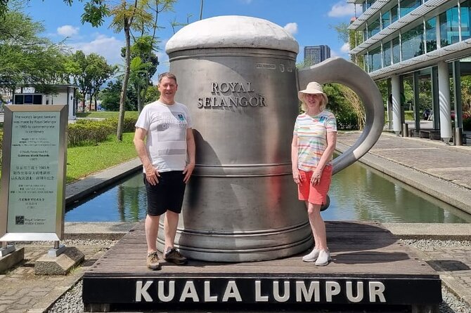 Batu Caves & Malaysian Handicraft Tour: Pewter & Batik Experience - FAQ