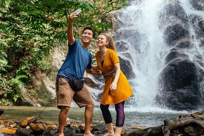 Batu Caves Private Tour with Pick-up from Kuala Lumpur - Lunch options and how to make the 4-hour window feel relaxed