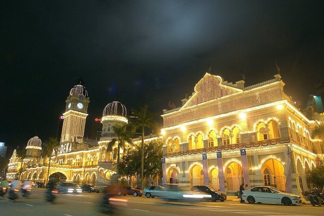 Best of KL at Night – Iconic Sights, Local Life & City Lights - Pickup, car ride, and how to keep the evening smooth