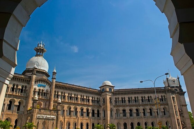 Best of Kuala Lumpur City Tour Including National Museum and National Monument - Muzium Negara: the one ticketed stop you should plan around
