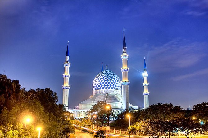 Blue Mosque And Batu Caves Tour - A Blue Mosque and Batu Caves plan that starts with pickup