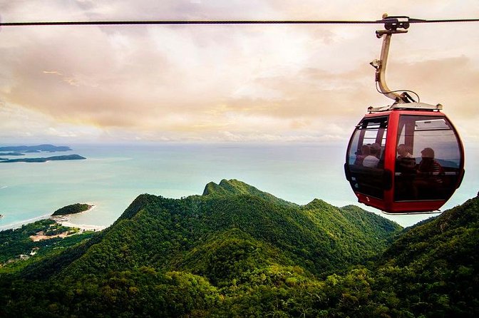 Cable Car and Oriental Village from Langkawi - Hotel pickup and transfers, without the long lecture