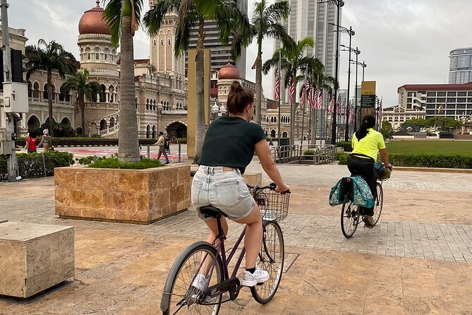 Cycling Through the Heart of Kuala Lumpur with Hotel Pickup - Why a Kuala Lumpur bike tour beats buses and walking