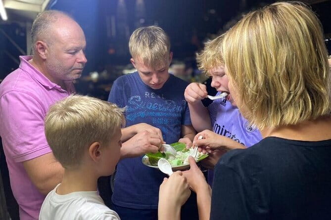 Eat Like a Local in Kuala Lumpur - Getting There Comfortably: Pickup, Small Group Size, and Timing