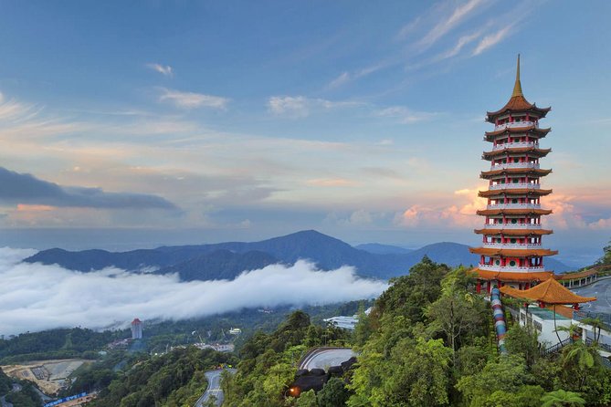 Escape to Genting Highlands: Day Tour with Scenic Cable Car Ride - From Kuala Lumpur to Genting Highlands, the drive sets the tone