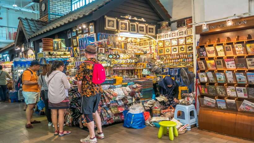 From Kuala Lumpur: Batu Caves Cultural Temple Tour - Thean Hou Temple: 6-tiered pagoda views on Robson Heights