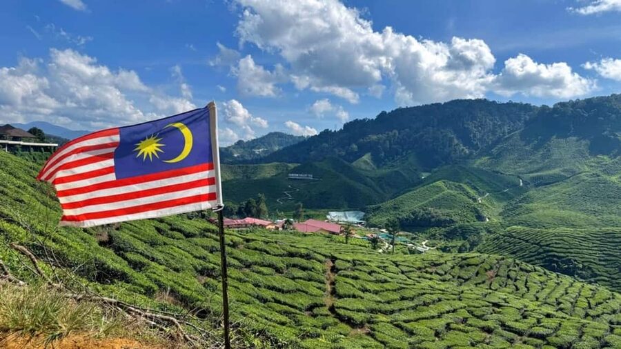 From Kuala Lumpur: Cameron Highlands Day Tour with Lunch - The ride back and Lata Iskandar Waterfall photo stop