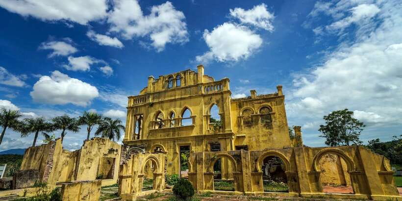From Kuala Lumpur: Full-Day Tour to Ipoh - Orang Utan Island vs Kellie Castle: How the Replacement Impacts Your Day