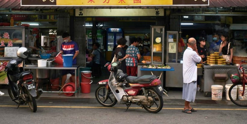 From Kuala Lumpur: Historical Private Malacca Day Tour - Jonker Street Chinatown: antiques, street snacks, and a guide-led stroll
