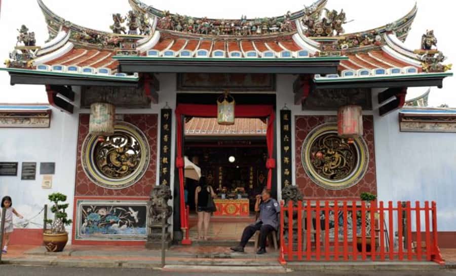 From Kuala Lumpur: Private Full Day Tour to Malacca - Christ Church, Stadthuys details, and photo timing that actually helps