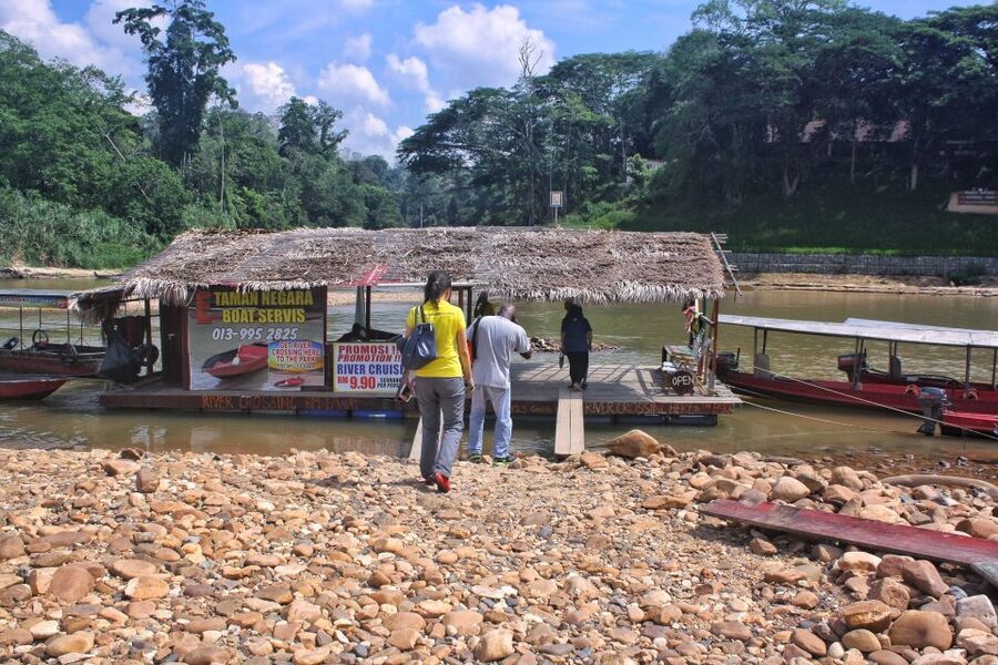 From Kuala Lumpur: Taman Negara National Park Trek Day Tour - Tembeling River rapid shooting: the adrenaline, and the reality check on getting soaked