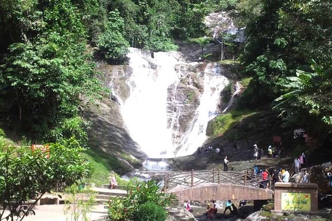 Full-day Cameron Highlands Day Trip from Kuala Lumpur - Kea Farm Market and Sam Poh Temple: local color in the final stretch
