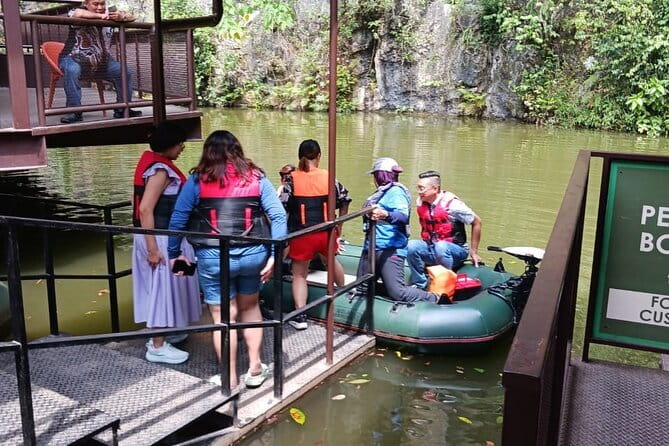 Full Day Private Ipoh Tour - Gaharu Tea Valley in Gopeng: Views, Trees, and Photo Breaks