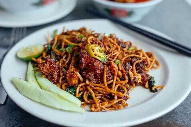 Genting Highlands & Batu Caves Include Cable Car Tickets - The quick watch-store stop at Geneve Timepiece