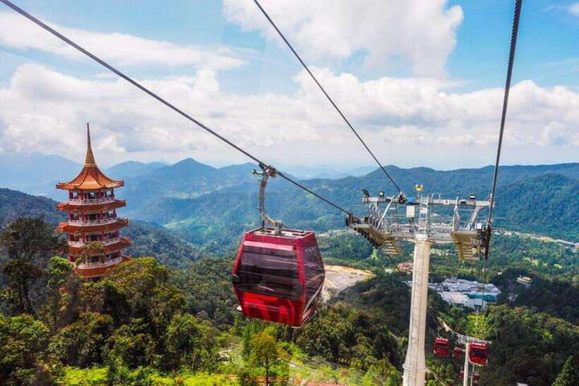 Genting Highlands Private Day Trip with Batu Caves - Genting Highlands Air: A Real Change From Kuala Lumpur