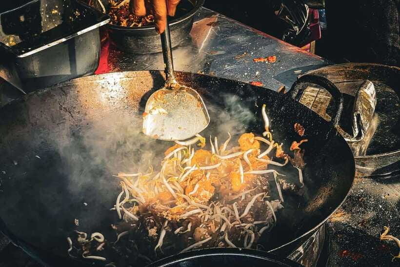 George Town: Authentic Food Tour with 12+ Tastings - Indian Muslim cuisine and spice stops with real purpose
