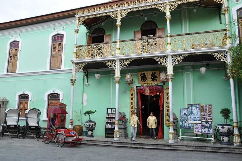 George Town: Private Half-Day Historical City Tour - What to Bring, and Who Should Skip This One