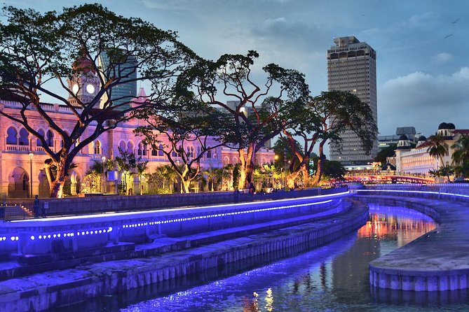 Glittering Night at Lake Symphony, River of Life & Saloma Bridge - Why a 3.5-hour Kuala Lumpur night loop makes sense