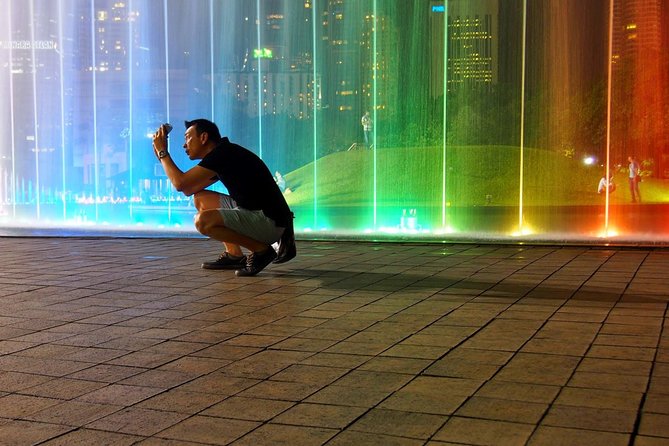 Glittering Night at Lake Symphony, River of Life & Saloma Bridge - Lake Symphony fountains: more time to watch the show