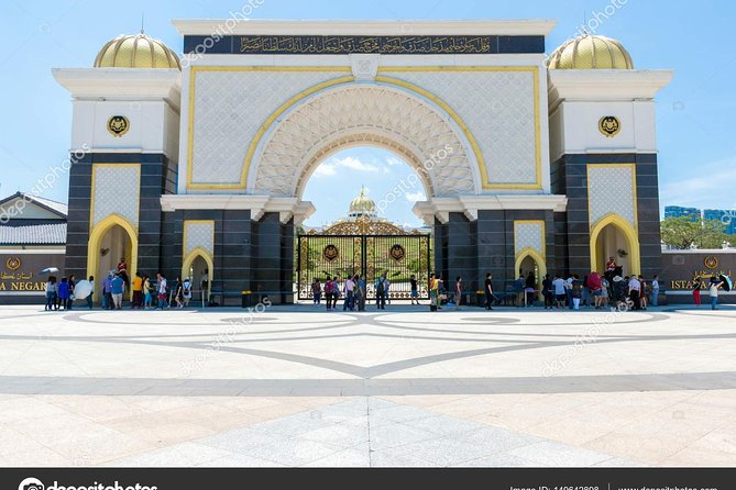 Half Day City Tour ( 4 hours ) - Masjid Negara: the architecture stop, with entry rules you must plan for