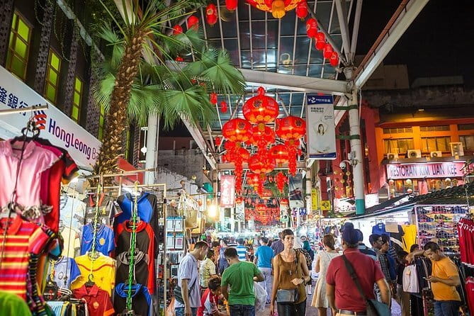 Half Day Private Cultural Discovery in Kuala Lumpur - Thean Hou Temple: Chinese architecture and an incense moment
