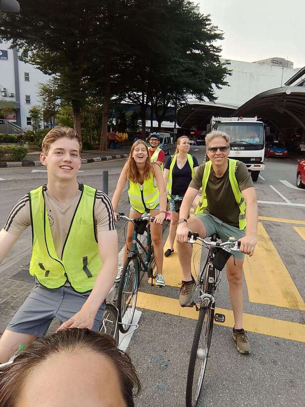 Hidden Kuala Lumpur: 4-Hour Bike Tour - The hidden alley labyrinth: what it feels like when you truly get lost