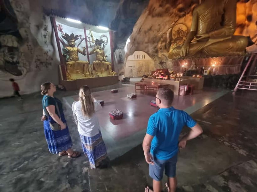 Ipoh Cave Temples Tours - Hotel Pickup, Local Breakfast, and a Day That Starts Easy