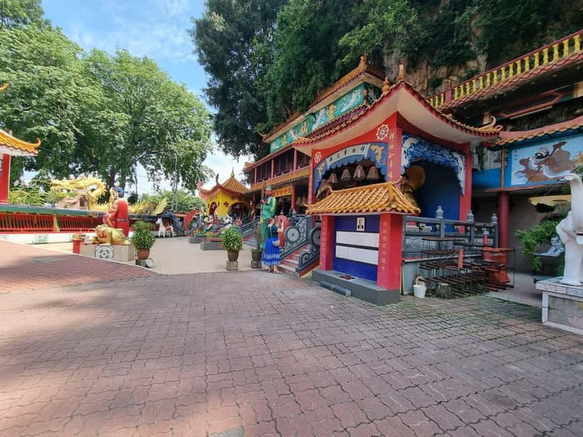 Ipoh Cave Temples Tours - The Temple Where Stalagmites and Stalactites Stay in Nature