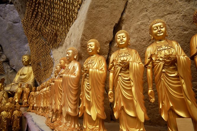 Ipoh Private Day Trip from Kuala Lumpur with Lunch - Sam Poh Tong Temple: Cave Temple Calm and Tortoise Feeding