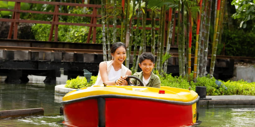 Johor: LEGOLAND Malaysia Resort Entry Ticket - SEA LIFE: an interactive aquarium that teaches ocean assets