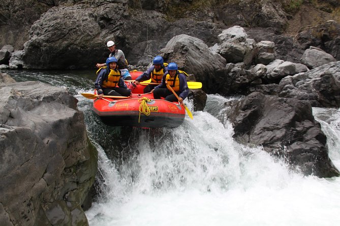Kiulu River Water Rafting Day Tour from Kota Kinabalu - Kiulu River Whitewater Rafting, the Tamparuli Way