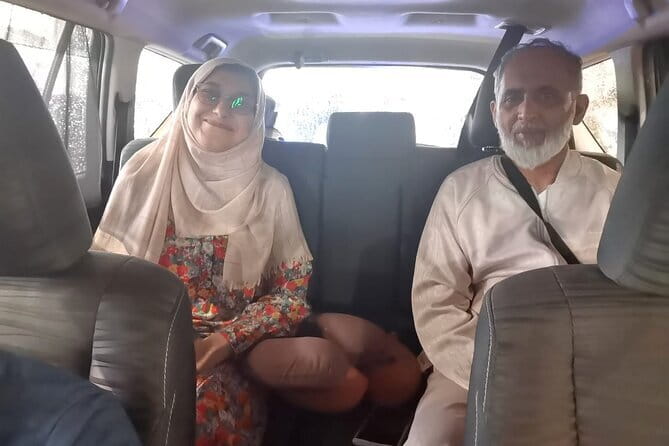 KLIA Airport Transfer-Pick Up/Drop Off Around 80km - What you get in the vehicle: comfort, cleanliness, and A/C