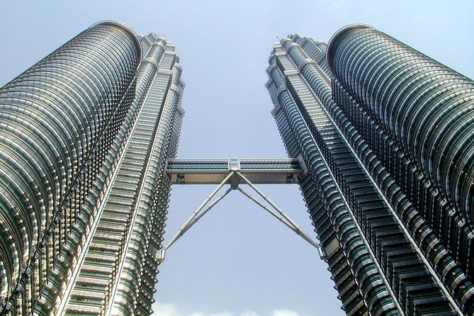 Kuala Lumpur (17 Attractions) Sightseeing Tour from Port Klang - Batu Caves first stop: stairs, temples, and what to bring