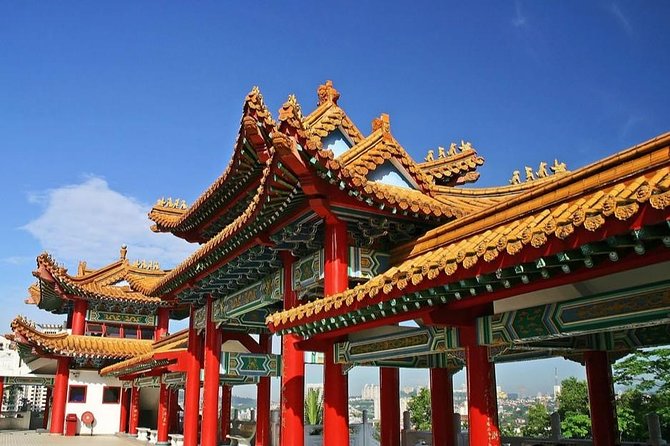 Kuala Lumpur (17 Attractions) Sightseeing Tour from Port Klang - Merdeka Square, Sultan Abdul Samad, and Monument stops for your first KL orientation