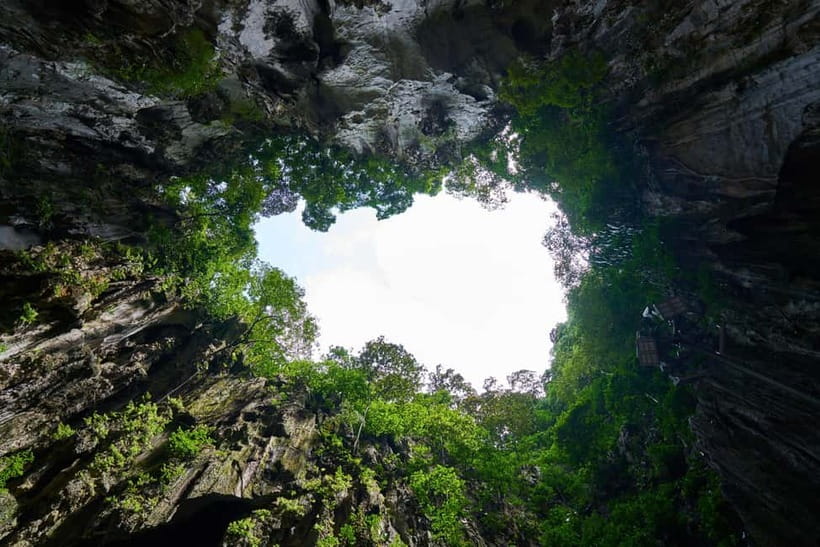 Kuala Lumpur Adventure:Kanching Falls, Ramayana & Batu Caves - Key Points If You Like This Sort of Day Trip