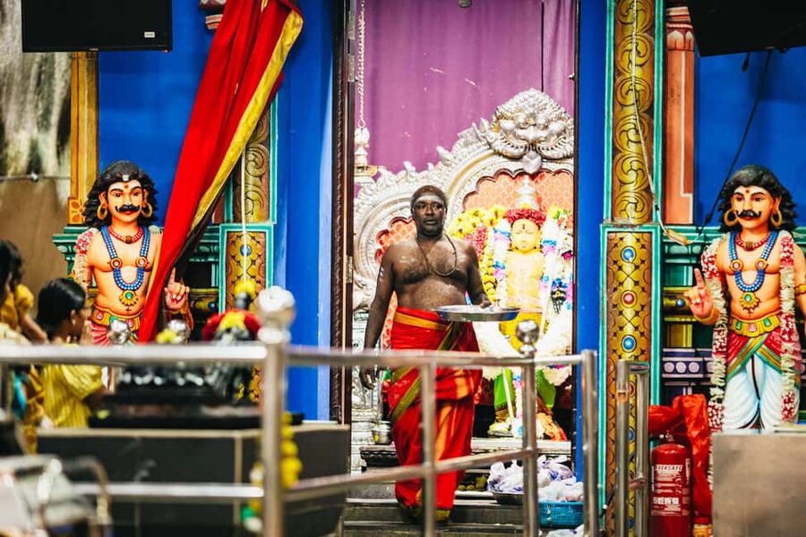Kuala Lumpur: Batu Caves Half-Day Tour with Pick-Up Option - Who This Tour Suits Best (And Who Should Rethink It)