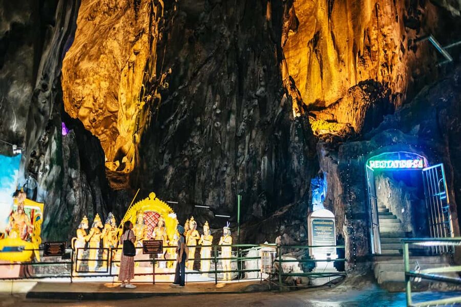 Kuala Lumpur: Batu Caves Half-Day Tour with Pick-Up Option - Lord Murugan Statue Area: The Big View, Renovation Mesh, and What to Expect