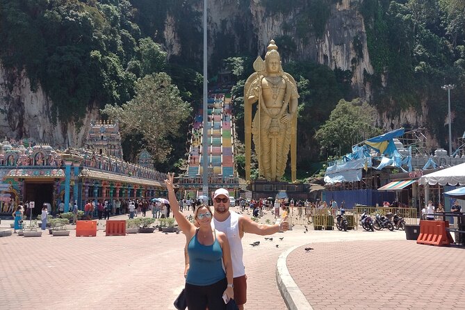 Kuala Lumpur Cruise Excursions from Port Klang for KL City Tour - Central Market Kuala Lumpur: Craft Shopping With a Time Budget