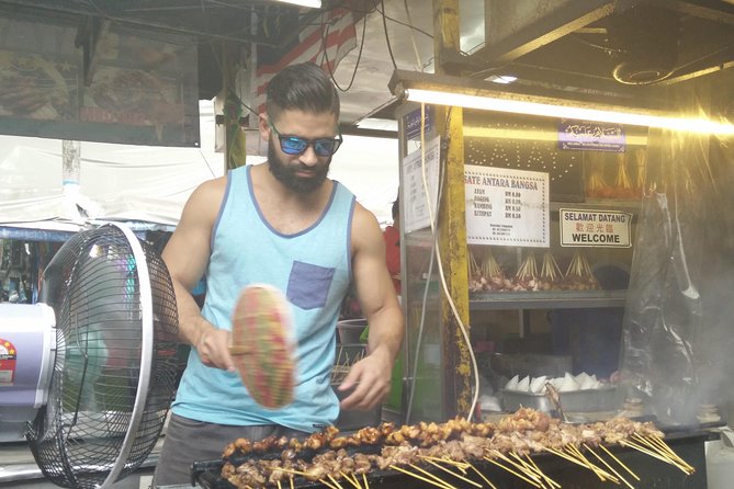 Kuala Lumpur Food Tour Through Chow Kit - Three Food Outlets, At Least Ten Tastings, and Real Dinner Included