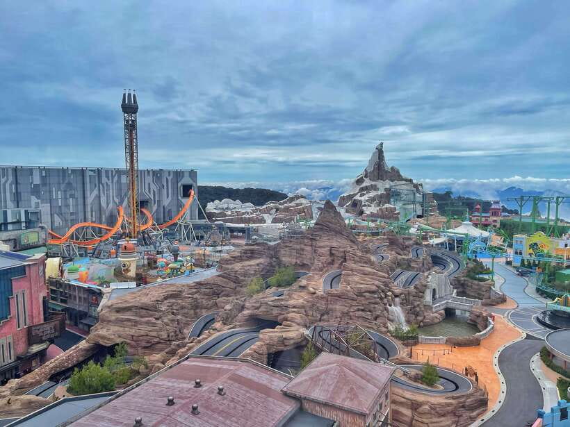 Kuala Lumpur: Genting Highlands & Batu Caves Day Trip - Genting Highlands free time: casino, rides, and shopping choices