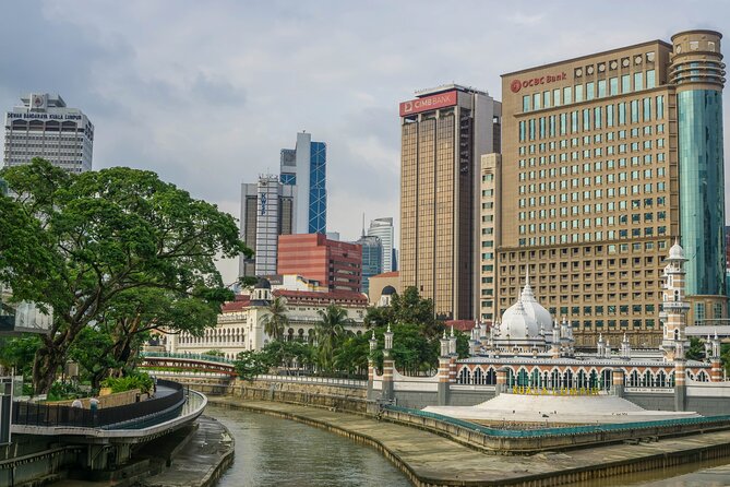 Kuala Lumpur Half Day City Private Tour - Petronas Twin Towers and KL Tower, your modern skyline hits