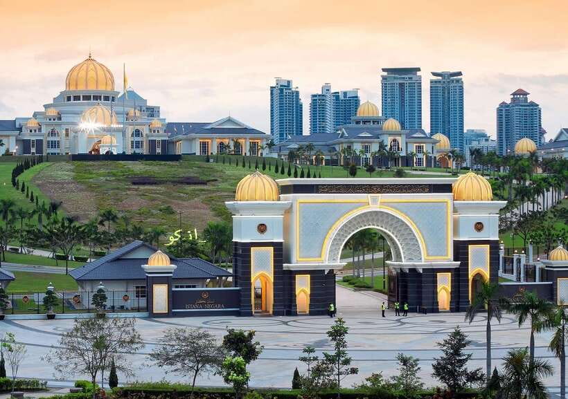 Kuala Lumpur: Half Day Group City Highlights Tour - Key highlights that make this tour worth your time