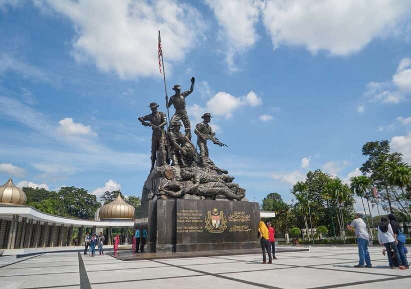 Kuala Lumpur: Half Day Group City Highlights Tour - How this half-day KL highlights route helps you get your bearings fast