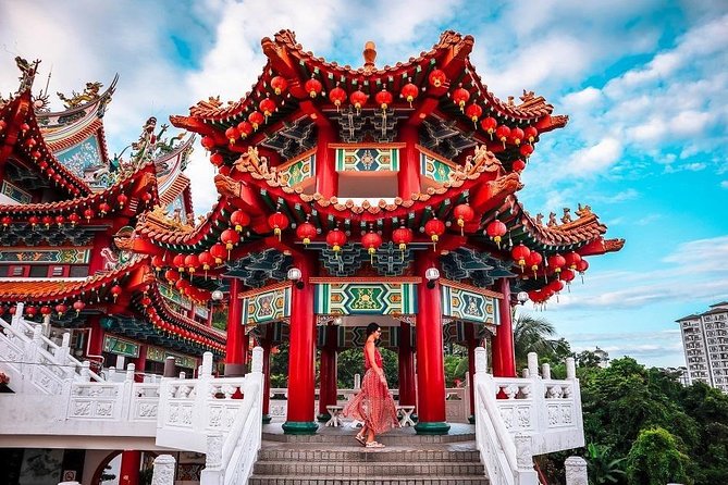 ️ Kuala Lumpur Instagram Tour: Most Famous Spots (Private & All-Inclusive) - Masjid Negara: where your photos go beyond selfies