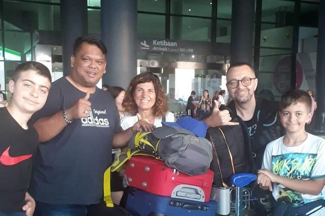 Kuala Lumpur International Airport (KLIA)Transfer - Your SUV or MPV: Luggage Space and Comfort for 4