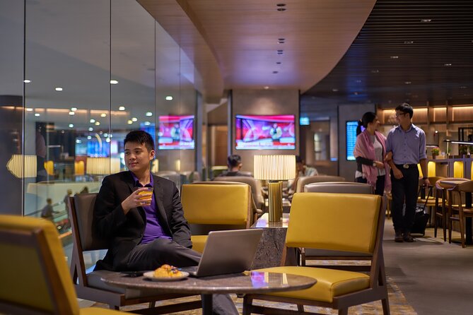 Kuala Lumpur International Airport Plaza Premium Lounge - Food and Coffee: Included, Convenient, and Not Always a Food Festival