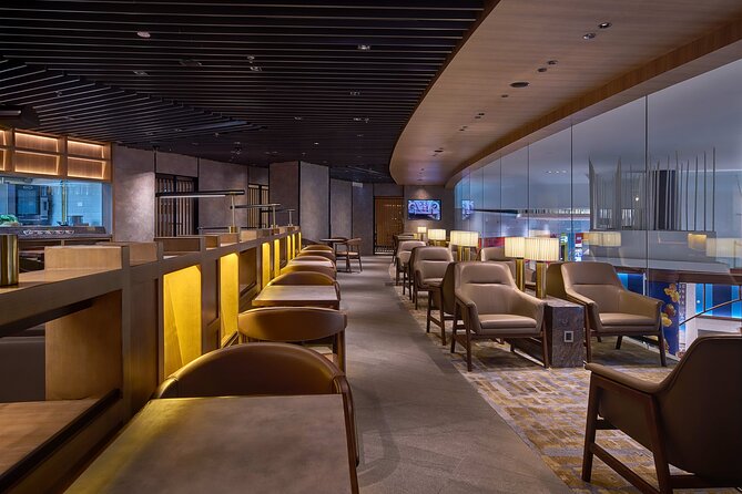 Kuala Lumpur International Airport Plaza Premium Lounge - Staff, Tickets, and Finding the Right Lounge Without Stress